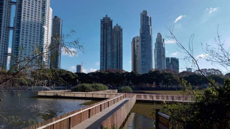 Accesos, puentes y senderos en Reserva Ecológica Costanera Sur