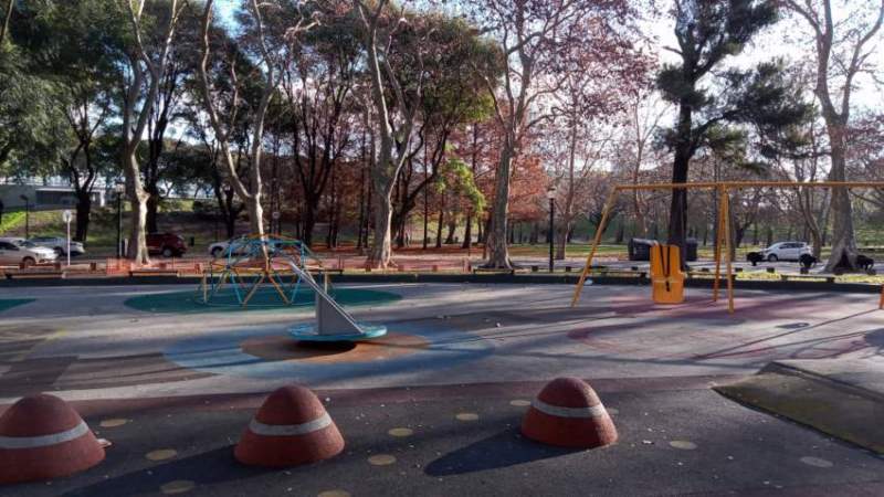 Juegos infantiles en plaza Costanera Sur - Puerto Madero